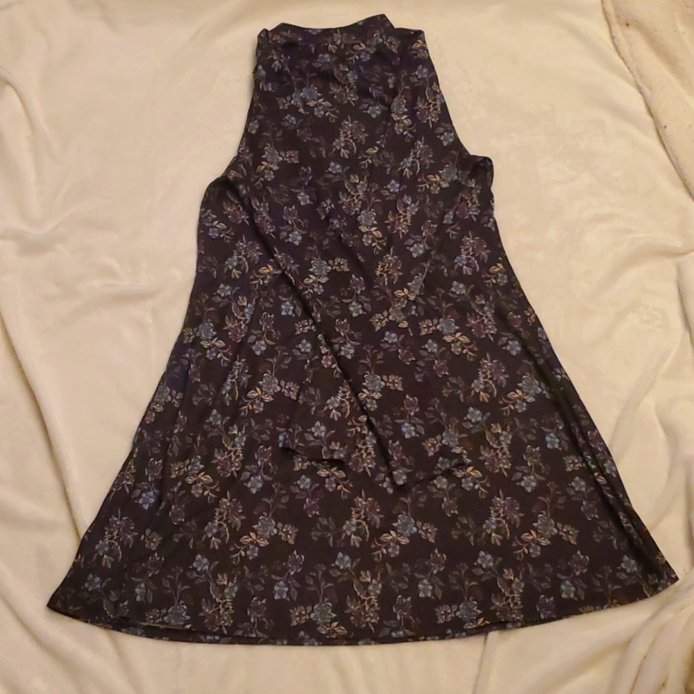 Dark gray flower dress - Picture 4 of 4